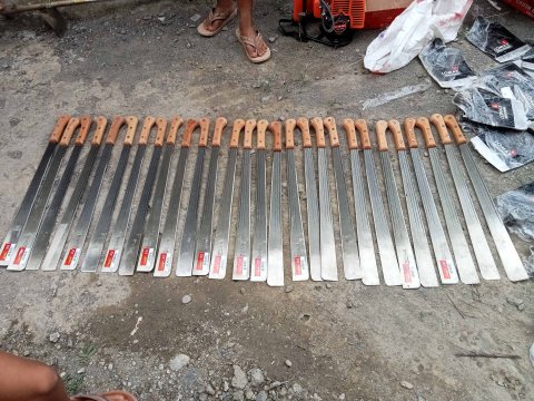 PEMBAGIAN ALAT TANI